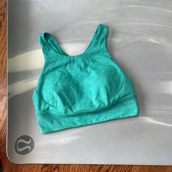 Lululemon I 8 - Picture 1 of 12